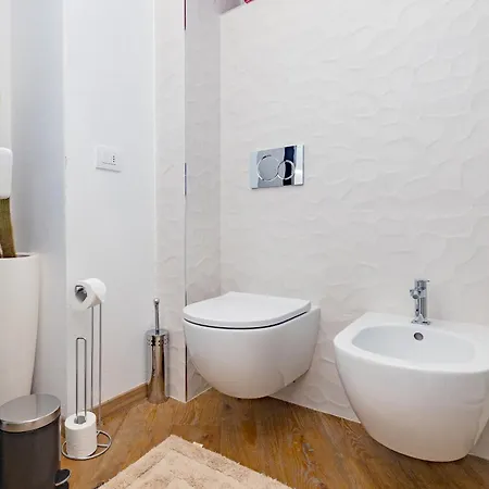 Apartment Guesthost- Nolo Loft - *